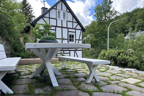 terrasse-im-sauerland-urlaubE5846DFF-0535-14F3-4454-F10EFCE59FE4.jpg